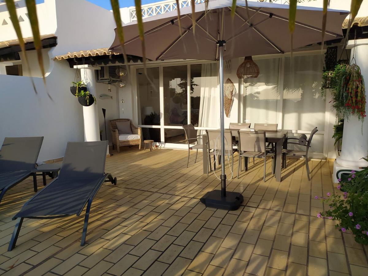 Three Palms Apartment เฟร์รากูโด ภายนอก รูปภาพ